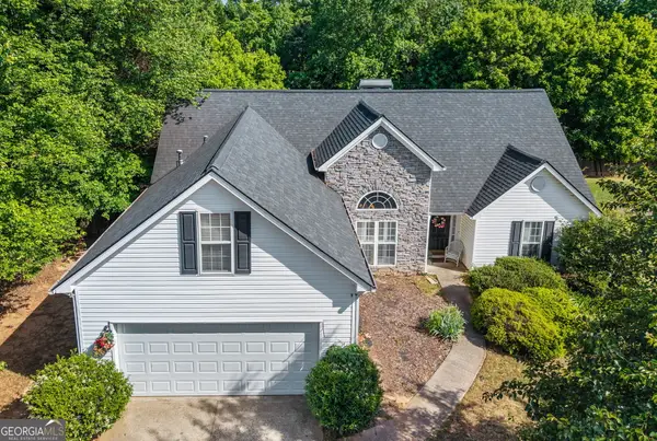 6245 Wilmington Way, Flowery Branch, GA 30542