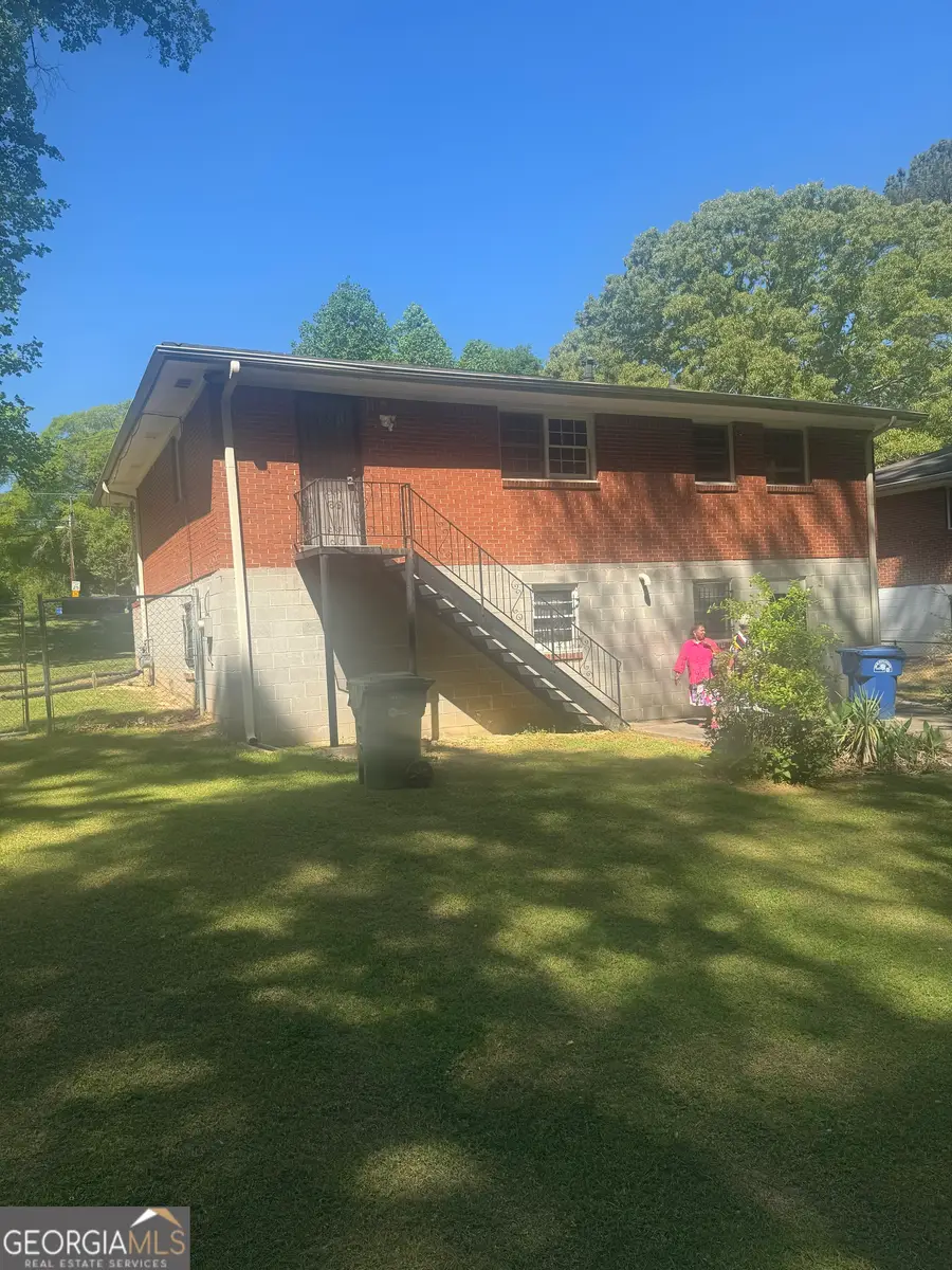 611 Woods Drive Nw, Atlanta, GA 30318 - #2