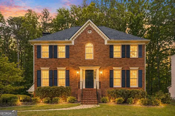 1566 Pine Creek Way, Woodstock, GA 30188