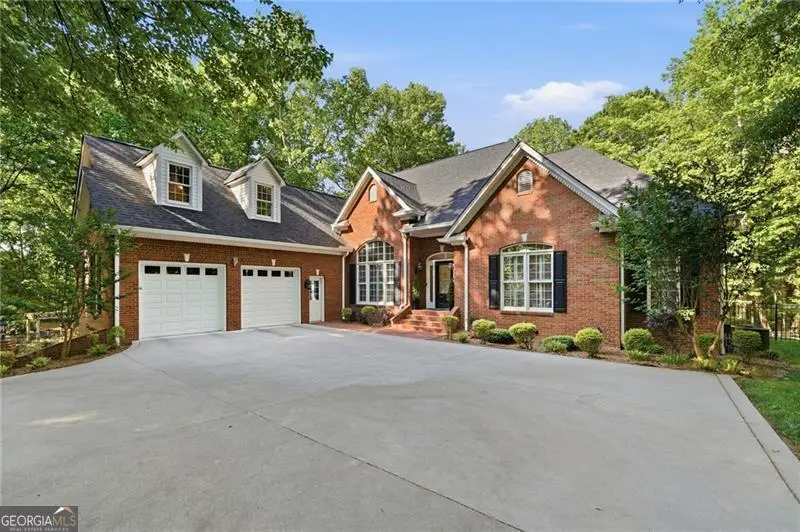 153 York Place, Calhoun, GA 30701 - #2