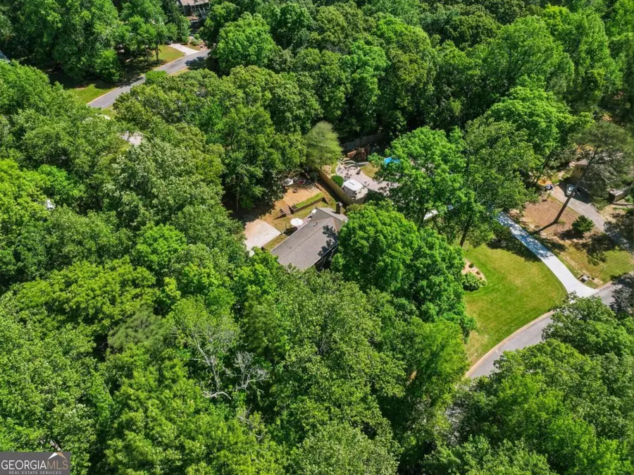 242 Lake Somerset Drive Nw, Marietta, GA 30064 - #2