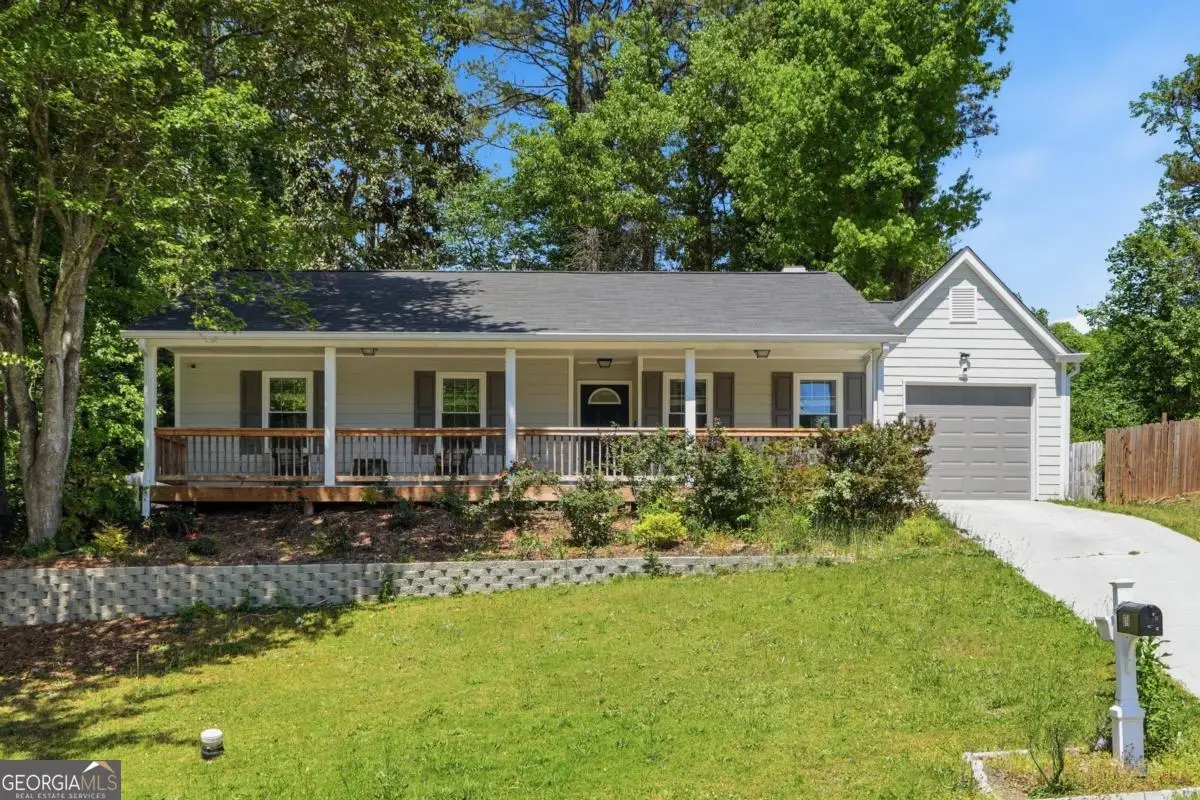 874 Fox Valley Drive, Stone Mountain, GA 30088 - #1