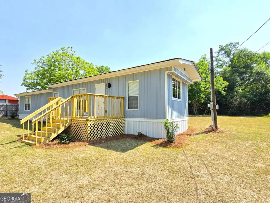 956 Donaldson Street, Metter, GA 30439 - #2