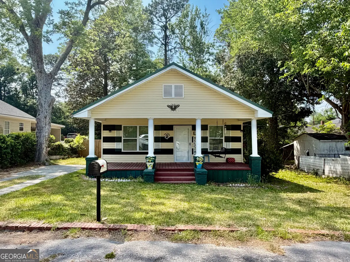 26 S Sixth Avenue, McRae Helena, GA 31055 - #1