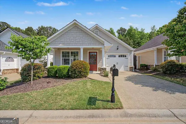 516 Arden Close, Woodstock, GA 30188