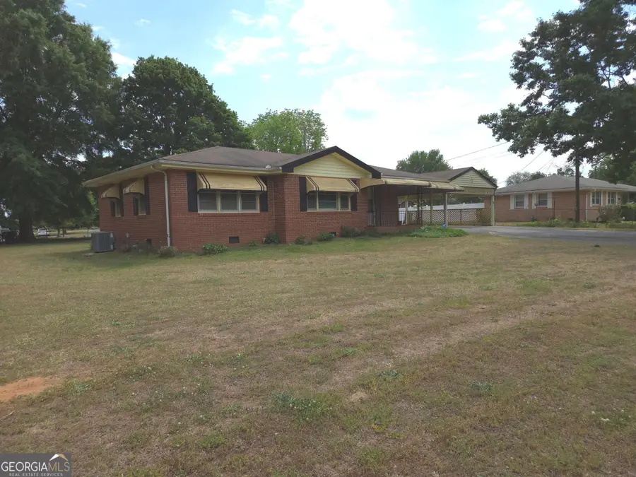 1050 White Street, Madison, GA 30650 - #2