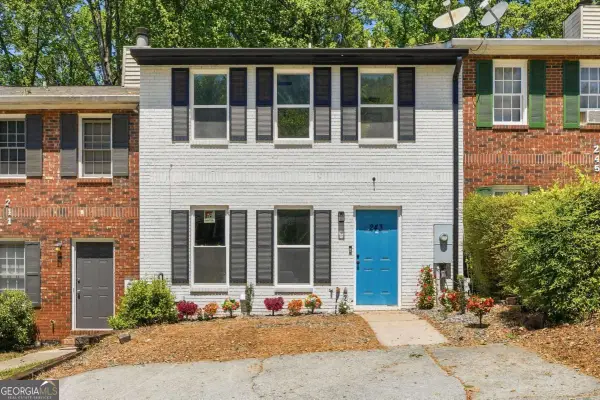 243 Timber Creek Lane Sw, Marietta, GA 30060