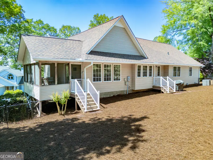 305 Point Place Drive, Westminster, SC 29693 - #2