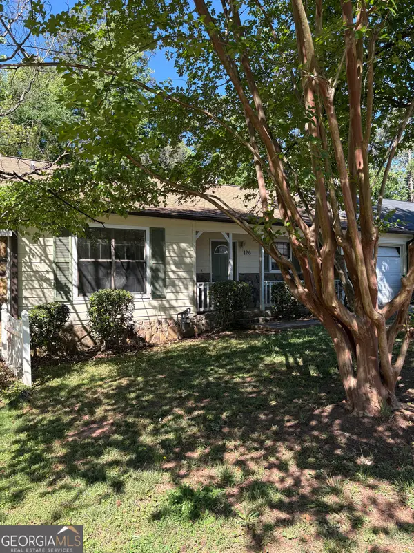 126 Oak Circle, Stockbridge, GA 30281
