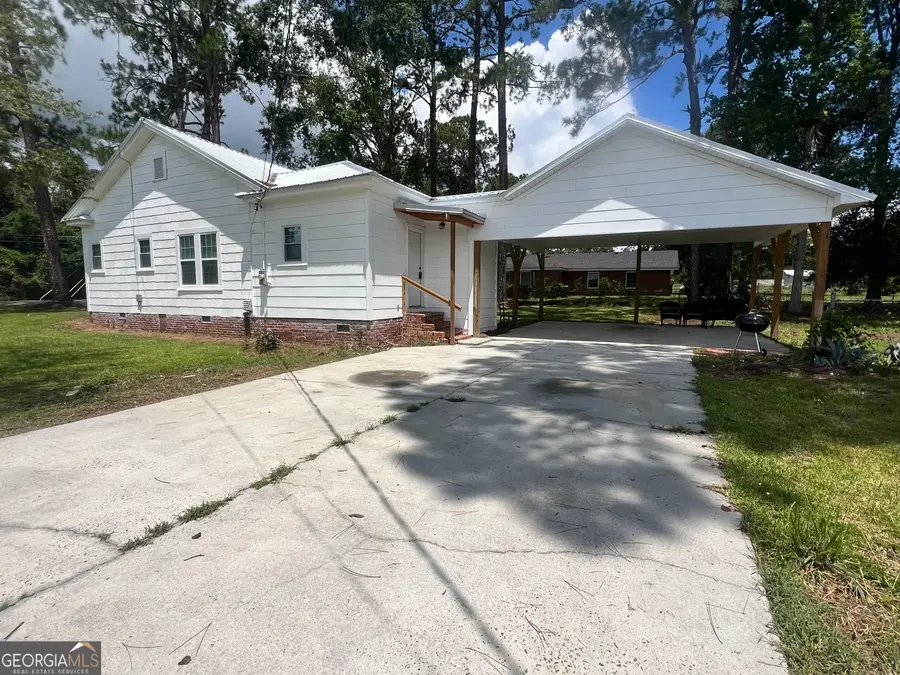 141 S First Avenue, McRae Helena, GA 31055 - #2