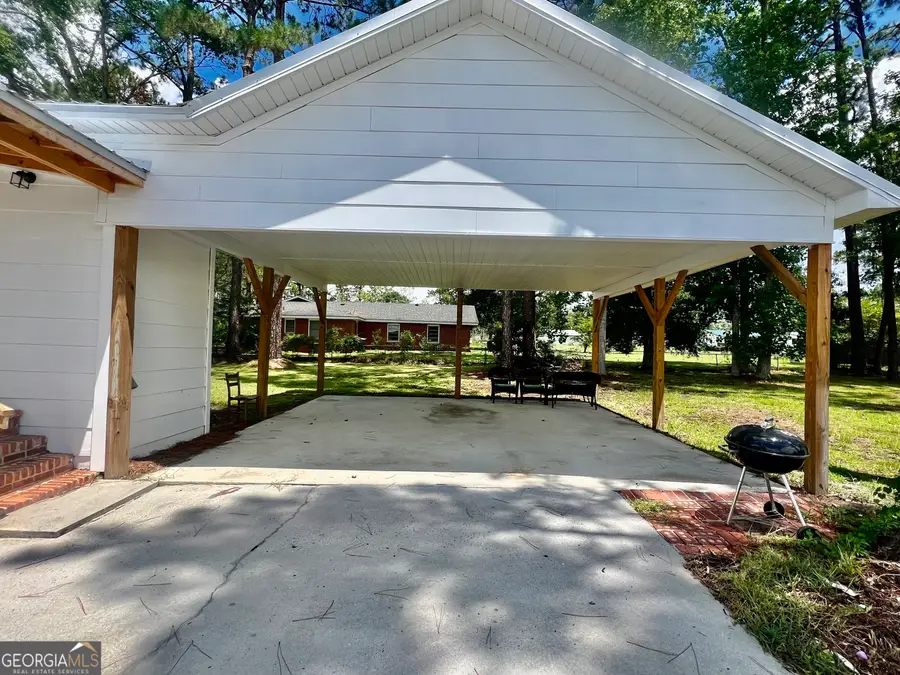 141 S First Avenue, McRae Helena, GA 31055 - #3