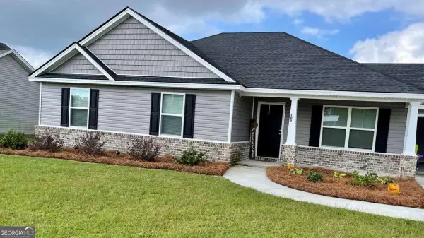 100 Auburn Circle, Glennville, GA 30427