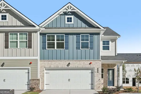 401 Lanier Circle, Woodstock, GA 30189