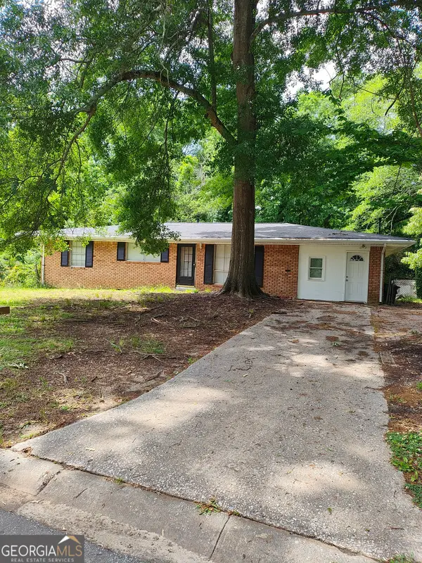 7327 Howard Circle, Jonesboro, GA 30236