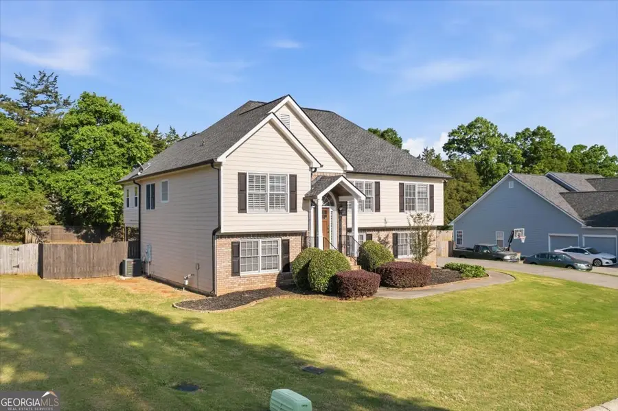 17 Colonial Circle Nw, Cartersville, GA 30120 - #2