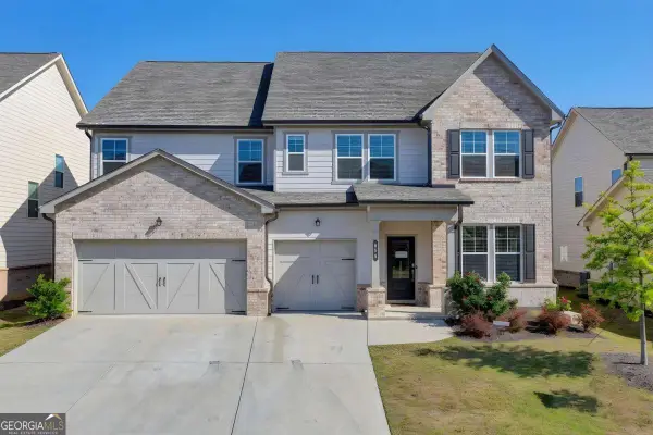 659 Caryle Trail Lane, Loganville, GA 30052