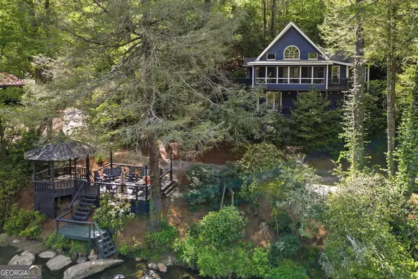 906 Riverside Lane, Blue Ridge, GA 30513