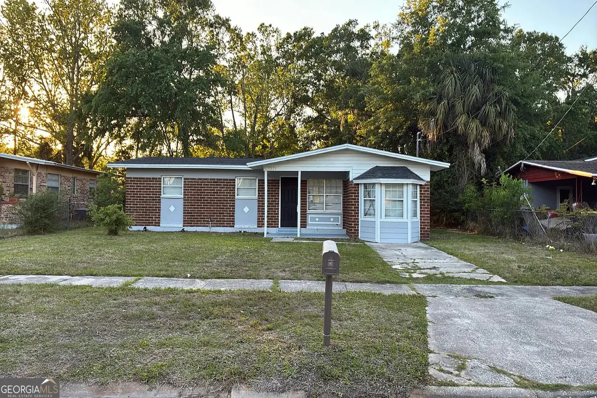 7028 W Lincoln Circle, Jacksonville, FL 32209 - #1