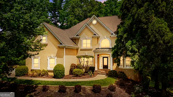 990 Autumn Close, Alpharetta, GA 30004