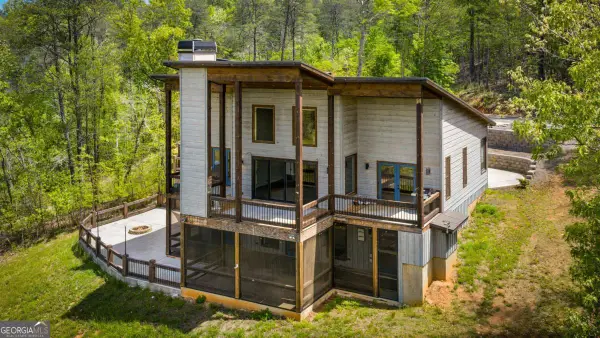 670 River Hill Road, Mineral Bluff, GA 30559