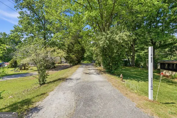 114 Oakcrest Circle, Canton, GA 30115