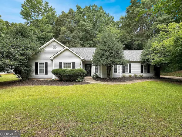 77 Paces Landing Way, Newnan, GA 30263