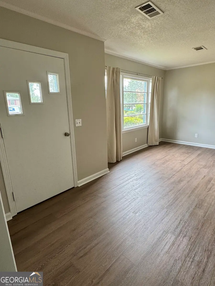 300 W Columbia Avenue, Lyons, GA 30436 - #2