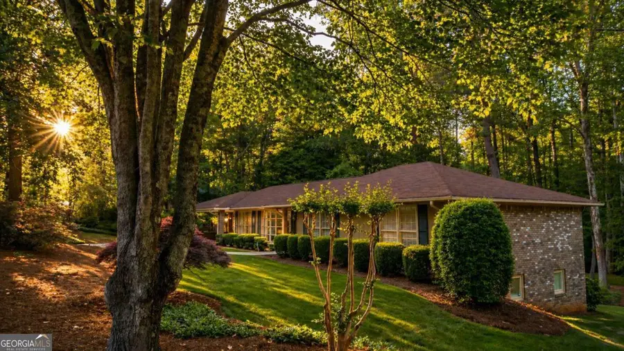 360 Barkshire Lane, Roswell, GA 30076 - #3