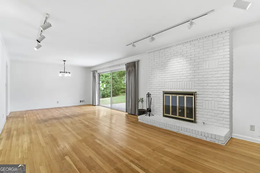 955 Vistavia Circle, Decatur, GA 30033 - #2