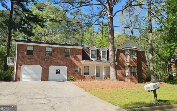 2498 Robinhood Drive, Ellenwood, GA 30294