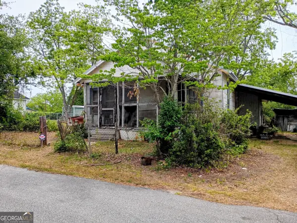 317 Poplar Street, Swainsboro, GA 30401