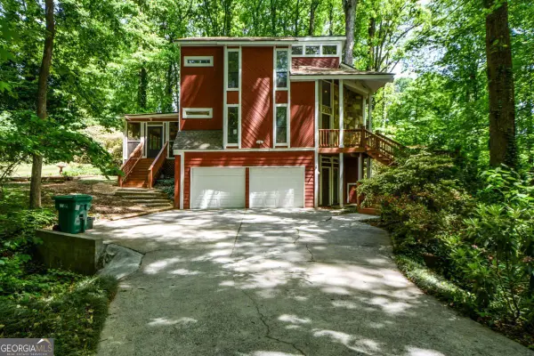 86 Bailey Drive Sw, Lilburn, GA 30047