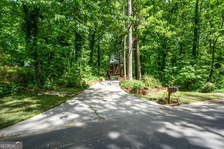 86 Bailey Drive Sw, Lilburn, GA 30047 - #2