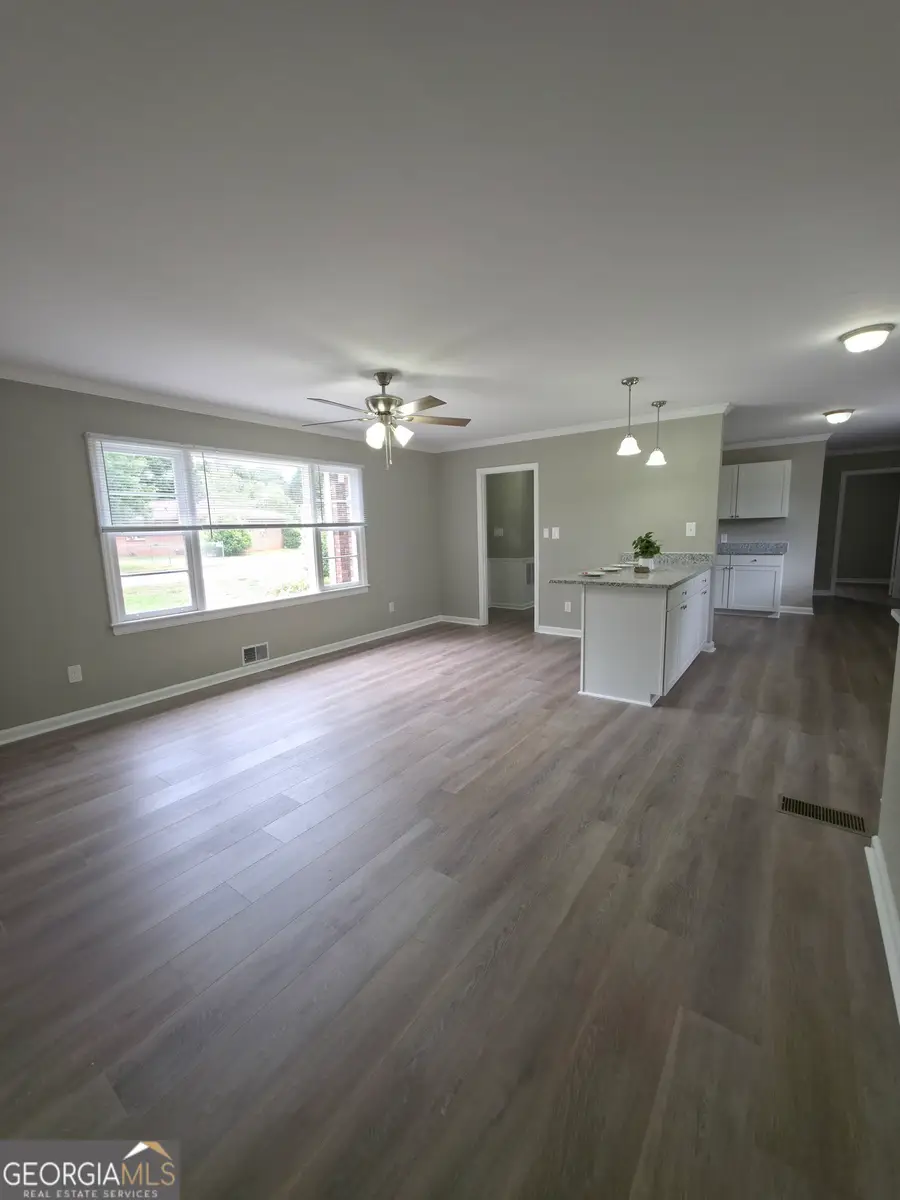 360 Pinkney Street, Winder, GA 30680 - #2