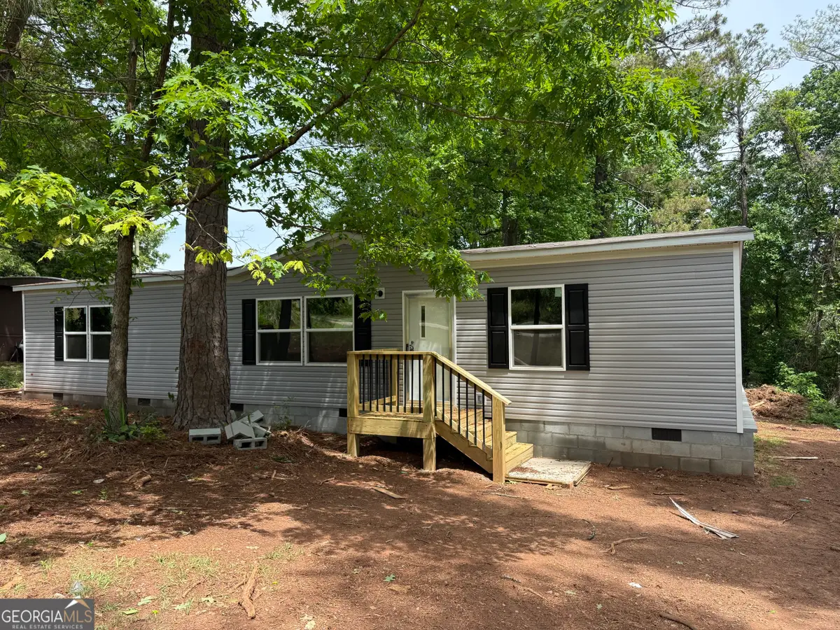 166 Evergreen Dr, Carrollton, GA 30117 - #1