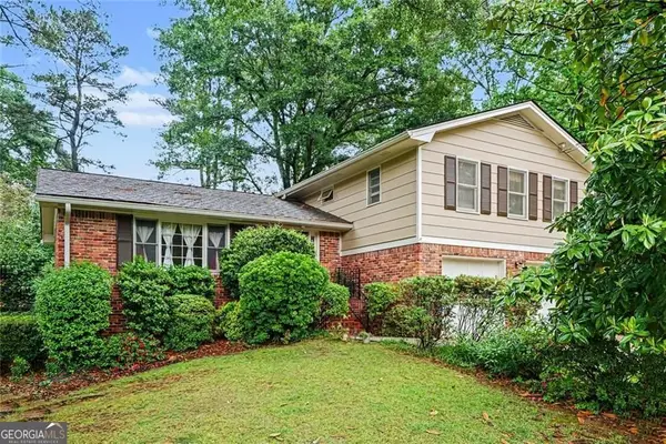 1252 Sheppard Drive Sw, Lilburn, GA 30047