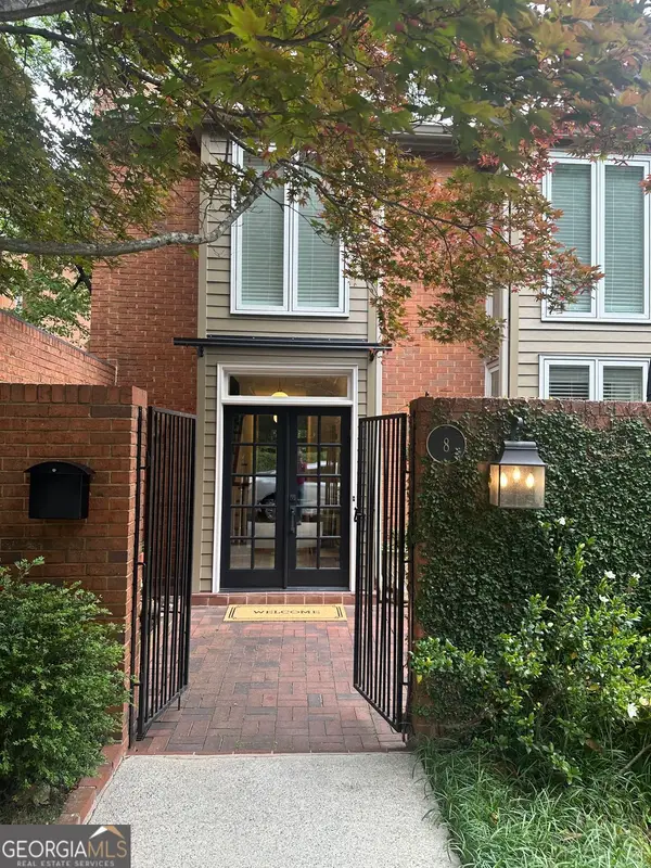 8 Willow Glen Ne, Atlanta, GA 30342