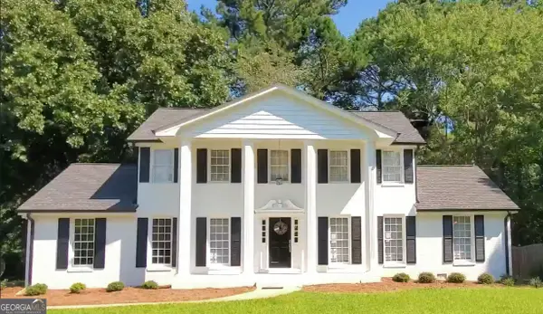 7120 Rockbridge Road, Stone Mountain, GA 30087