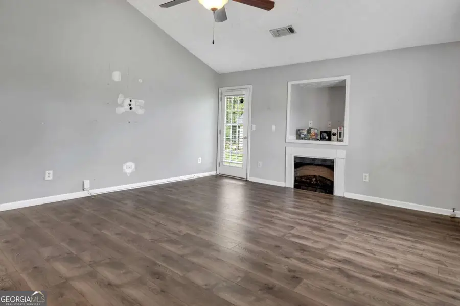 572 Clydes Way, Jackson, GA 30233 - #3
