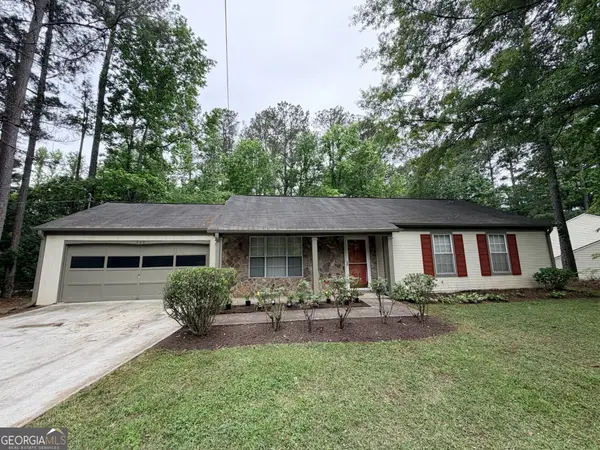 250 Winona Drive, Fayetteville, GA 30214