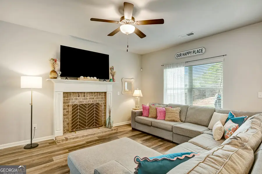 61 Pacific Avenue, Sharpsburg, GA 30277 - #2