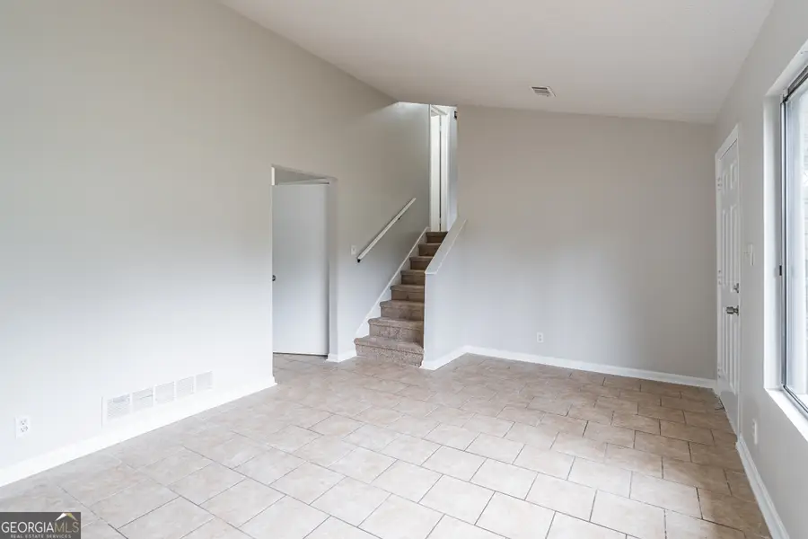 602 Brighton Drive, Lawrenceville, GA 30043 - #2