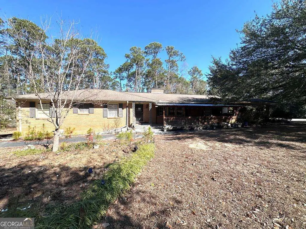 172 W Leo Trapnell Avenue, Lyons, GA 30436 - #1