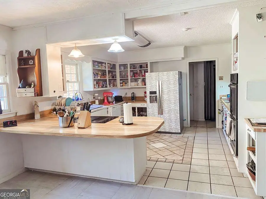 172 W Leo Trapnell Avenue, Lyons, GA 30436 - #2