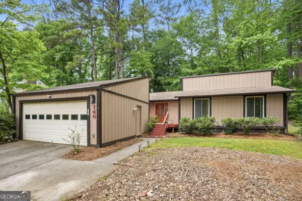 140 Hillside Lane, Roswell, GA 30076