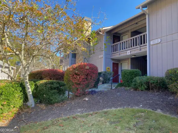 3934 Woodridge Way, Tucker, GA 30084