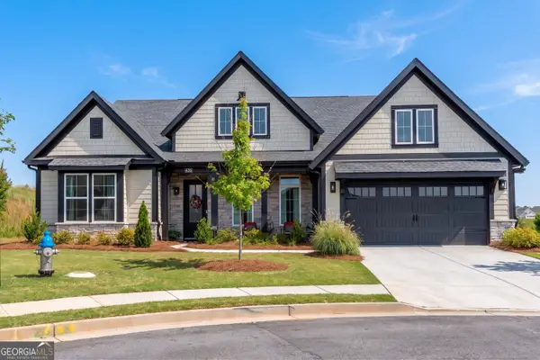 426 Clear Lake Parkway, Hoschton, GA 30548