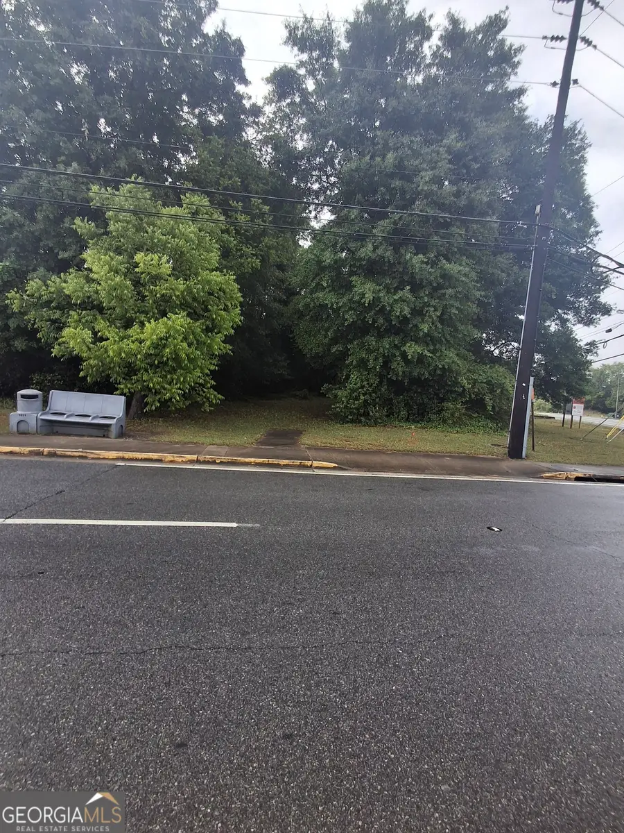 2592 Montpelier Avenue, Macon, GA 31204 - #3