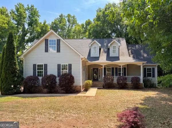 141 Lake Chase Drive S, Griffin, GA 30224
