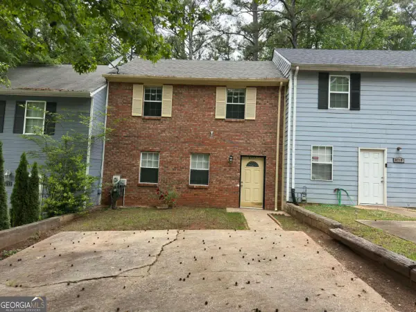 6717 Lakewood Drive, Douglasville, GA 30135